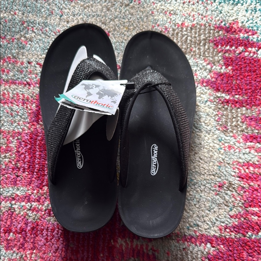 Easy Spirit Black Flip Flops - Picture 2 of 5